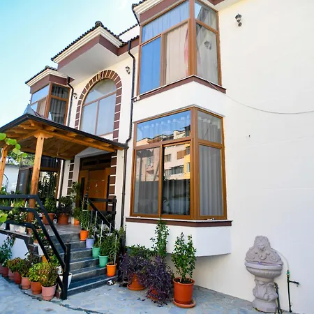 Rivaaa 3* Μπεράτ