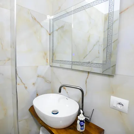 Rivaaa Vendégház 3*